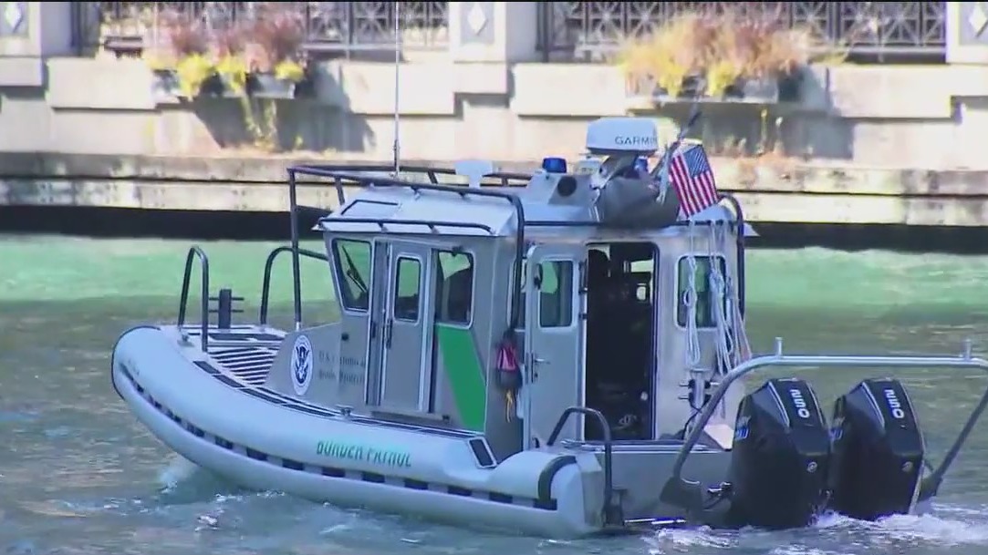 Border Patrol agents spotted on Chicago River