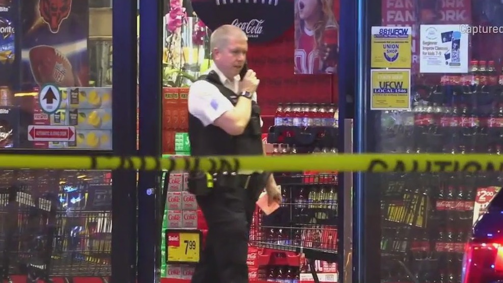 17-year-old girl shot outside South Loop grocery store